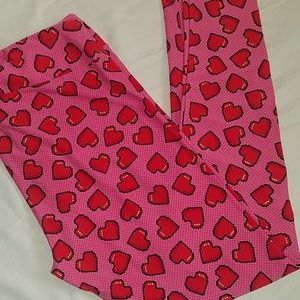 Lularoe Pixel Hearts Leggings- TC